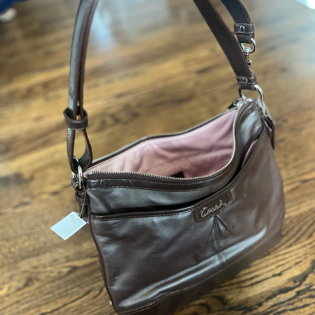 Nwt Coach Chocolate Leather Shoulder Bag